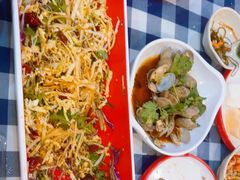 -雪熊哈尔滨烧烤·精酿啤酒·砂锅(中央胜境店)