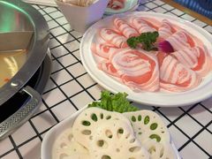 -山悦里 山野·鲜火锅(罗斯福广场店)
