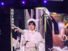 -上海体育场