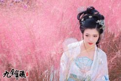 -九月鹰飞汉服摄影工作室