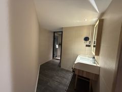 -汉庭优佳(成都一品天下蜀汉路东地铁站店)