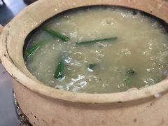-长城砂煲田鸡粥