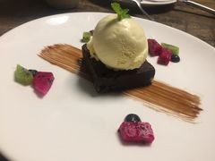 -HIGH FIVE哈福手工汉堡(桂林路店)