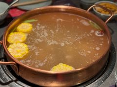 招牌鲜牛腩骨汤锅底-牛村来人潮汕牛肉火锅(西单店)