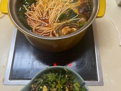 -烫煮风旋转涮吧自助小火锅(洪楼大润发店)