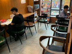 -新华书店(永安路店)