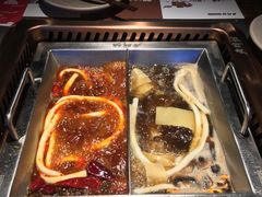 -老牌坊云南鱼豆花火锅(嵩山店)