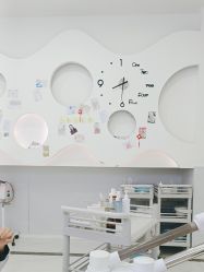 -蕾特恩专业祛痘·皮肤管理