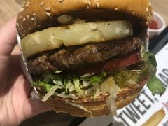 -The Habit Burger Grill 哈比特汉堡(爱琴海店)