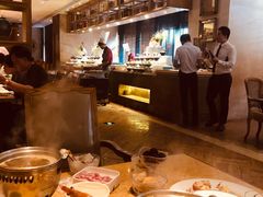 -雍和会海鲜姿造自助(湖东路店)