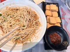 臭干子-肥肥虾庄·金牌油焖大虾(东湖欢乐谷店)