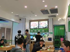 -蒙自源米线大王(花园城商场店)