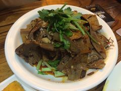 -芙蓉巷成都名小吃(丹尼斯2天地店)