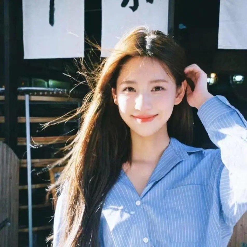 清新简约女头像