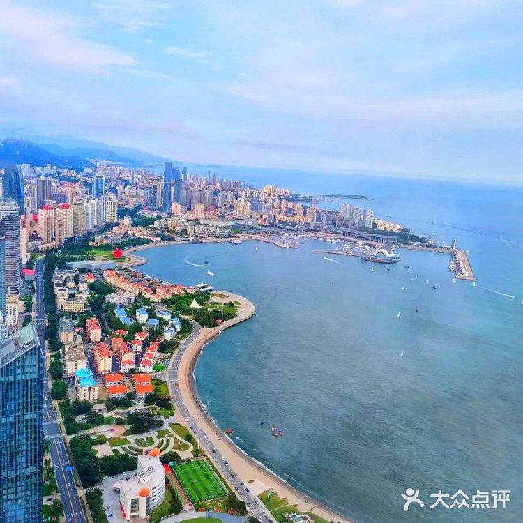青岛最好吃云端海景自助餐厅