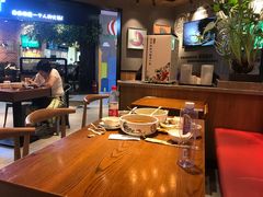 大堂-渝是乎川渝小炒(新世界百货望京店)