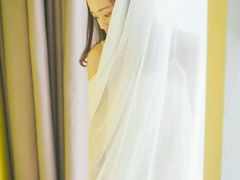 -卡罗酒店(东门晒布地铁站店)