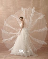点击看大图 -艾拉·女王婚纱礼服馆