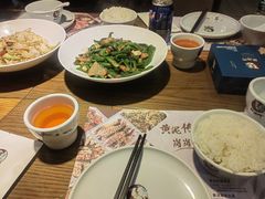 -黄泥岗·地道湖北菜(奥特莱斯店)