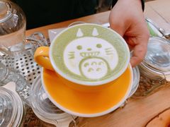 抹茶拿铁-COFFEE HOLIC(朝外SOHO店)