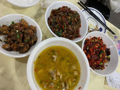 -笨罗卜浏阳菜馆(太平街店)