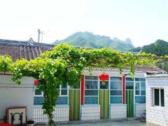 小院美景2-雾灵西峰