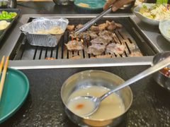 -臻牛烤肉