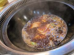 -哈尔滨烧烤·山河村铁锅炖(交大店)