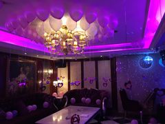 -阳光钱柜KTV(八一路店)