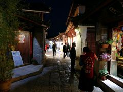 -民食香·腊排骨野生菌美食(木府店)