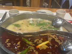 -肖肖酸萝卜鱼火锅(总店)