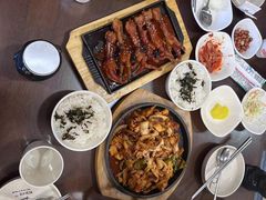 -贵宾庄炸酱面·韩式料理(高区店)