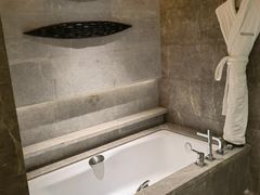 -重庆解放碑威斯汀酒店