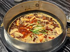 -老船舫·现做活鲜鱼馆(东郊记忆店)