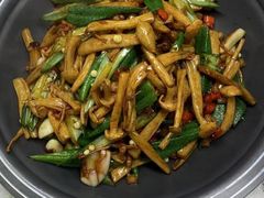 -镜泊小镇(东长安街店)