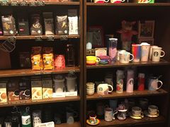零售区-星巴克(北京中关村北京国际店)