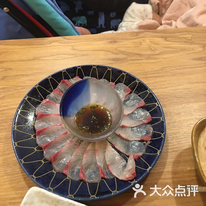 橘藤日本料理火炙寿司店章红鱼薄切图片-北京日本料理-大众点评网