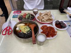 -服务大楼冷面(延大店)