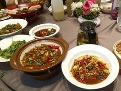 -香山湖家家宴(中山陵店)