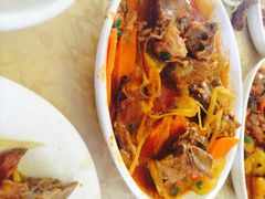 馕炒肉-维吾尔餐厅(宜山路店)