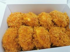 蟹黄酥松小贝-鲍师傅糕点(观前街店)