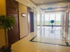 -上海华凯华美达广场酒店