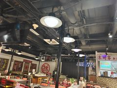 -马路牙子烧烤音乐酒馆(望京店)