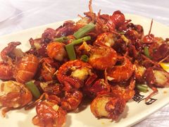 -巴厘龙虾·榜首油焖大虾(音乐学院·沿江酒馆店)