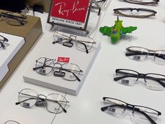 -罗伯特眼镜·蔡司官方授权(前海桂湾店)