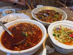 -严记小天府酸菜鱼(西四路店)