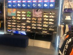 -FILA(龙之梦购物中心店)