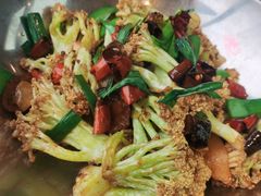 -有红鸡毛店·川菜(建设路店)