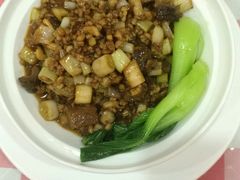-鲁班小馆(政四街店)