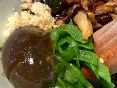 擂辣椒茄子皮蛋-湘间田舍(北仑银泰店)